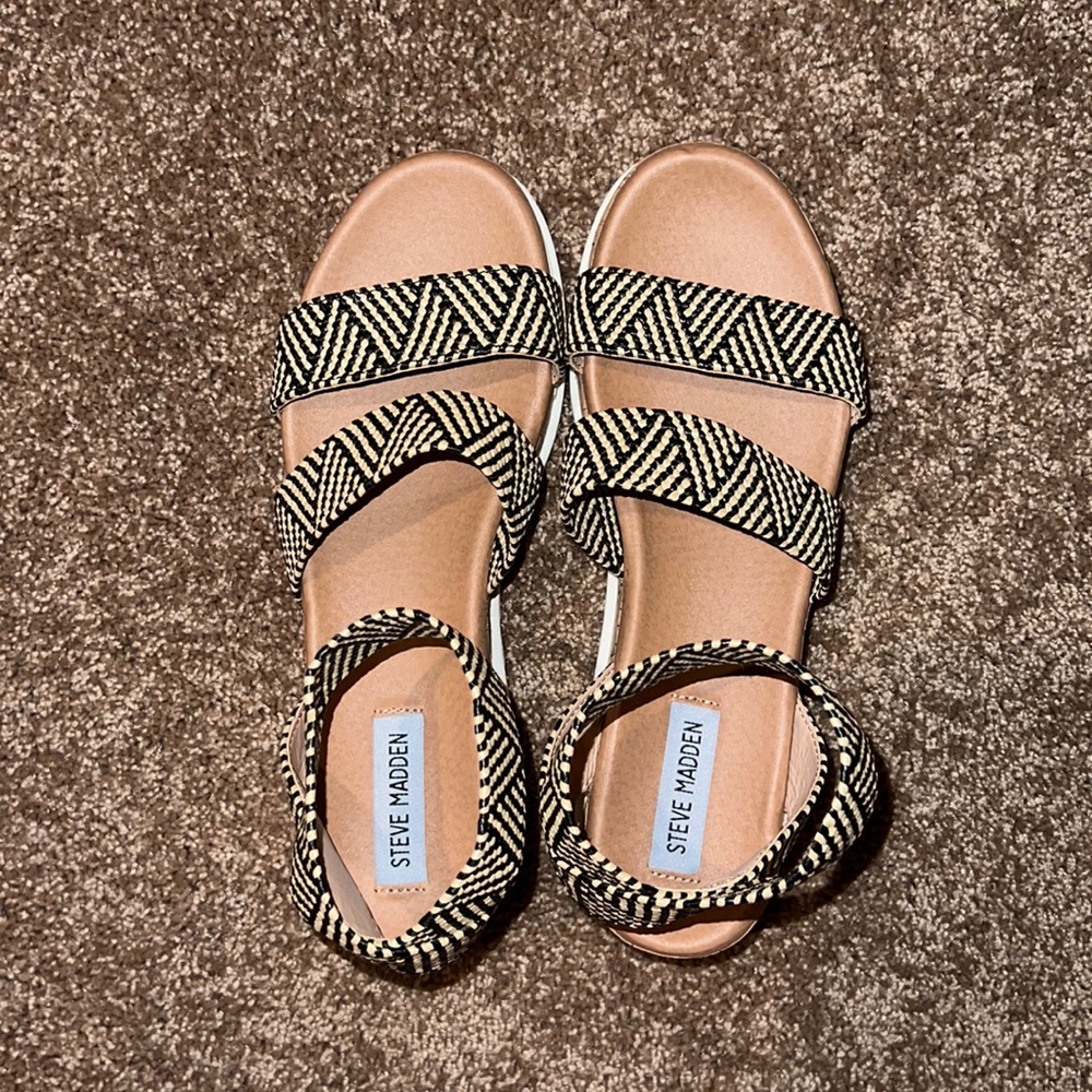 Steve Madden sandals